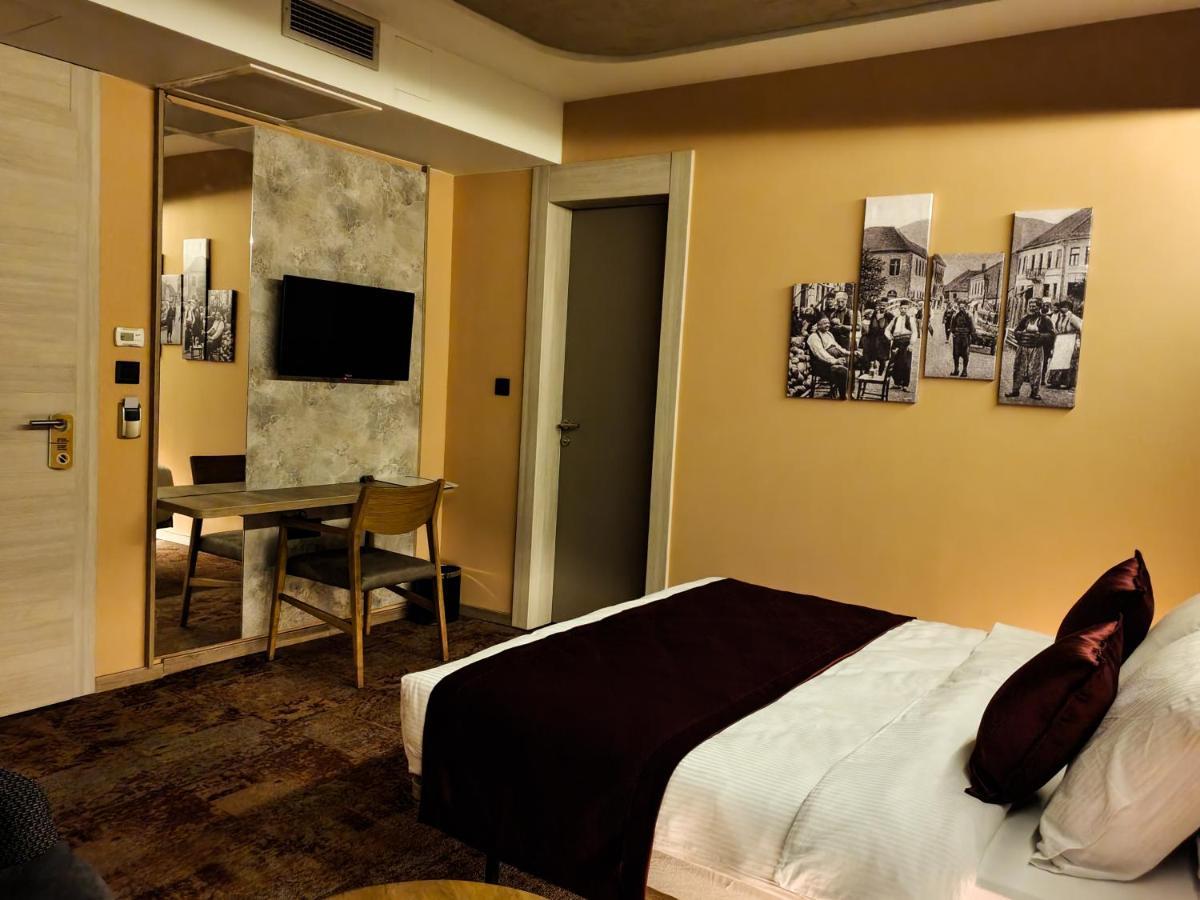 Hotel City Code Zenica Extérieur photo