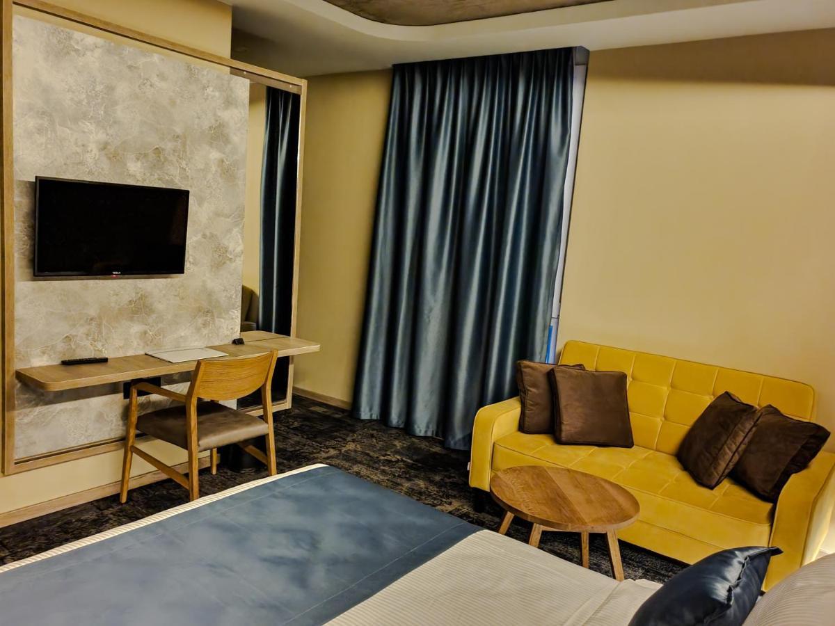 Hotel City Code Zenica Extérieur photo