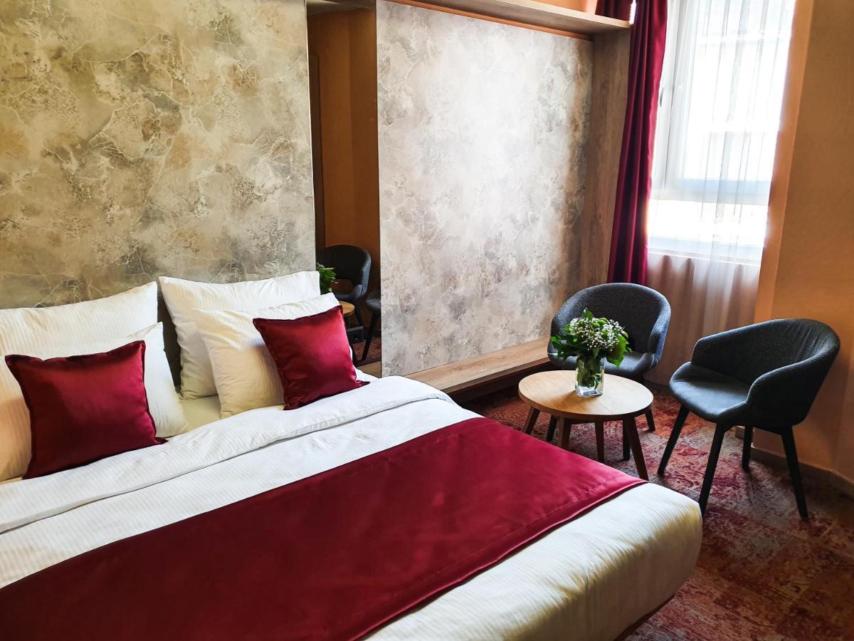 Hotel City Code Zenica Extérieur photo